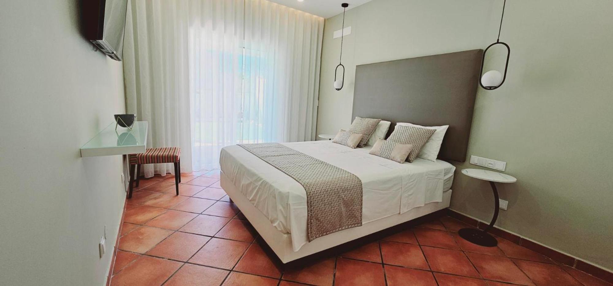 Lemon Tree Relaxing Guesthouse Lagos Exterior photo